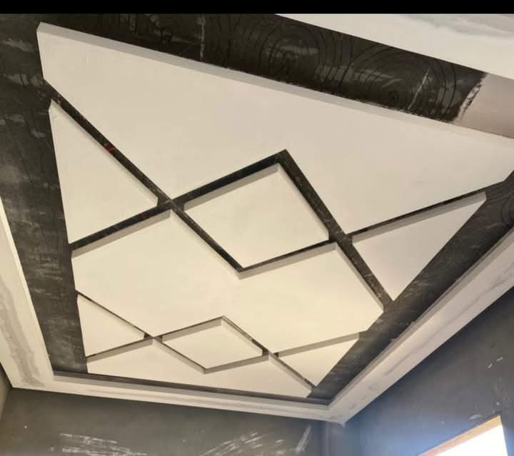 سقف جبسمبورد بتصميم هندسي متداخل
